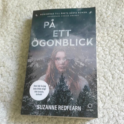 På ett ögonblick av Suzanne Redfearn