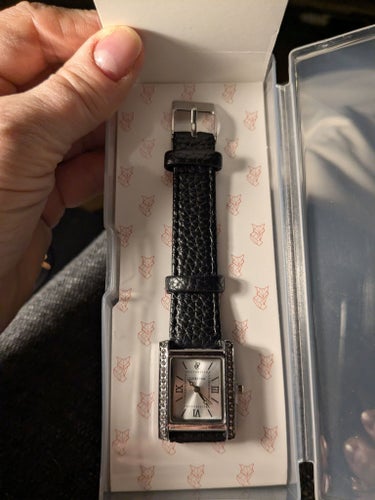 Lucky Fox Damklocka med Svart Läderarmband och Strass