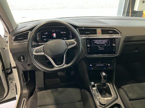 Volkswagen Tiguan 4M 200hk Elegance Drag Värmare Kamera