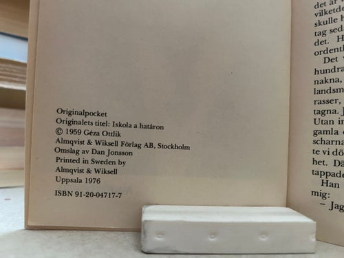Skola vid gränsen av Geza Ottlik, bok, Very good plus