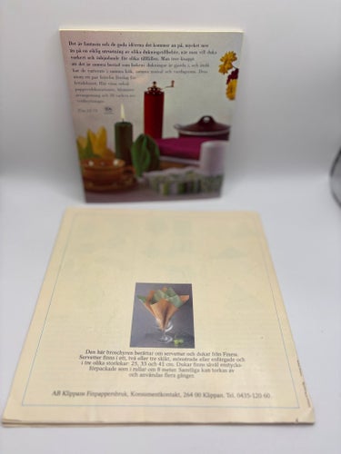 Retro dukning & servettbrytning – 2 böcker (1969 + ca 90-tal