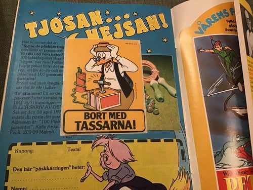 KALLE ANKA NR 13 1977 med klistermärke