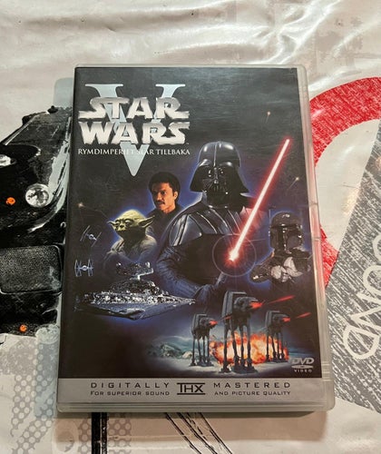 STAR WARS - RYMDIMPERIET SLÅR TILLBAKA (1980) SVENSK UTGÅVA I FINT SKICK!