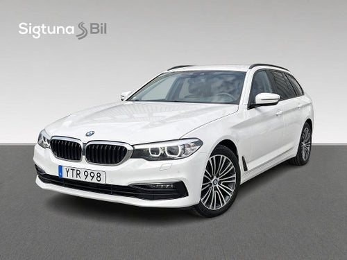 BMW 530i xDrive Touring KAMPANJ Sport line / Kamera / Drag