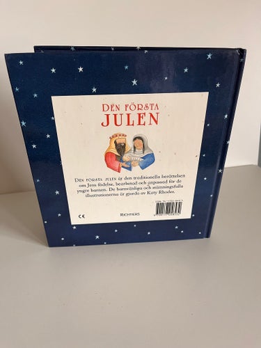 Bok Den Första Julen, Illustrerad av Katy Rhodes