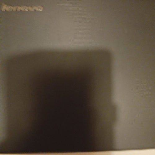 Lenovo 17"3 Skärm /1.80 GHz//12 GB RAM/ 1 TB Disk/Nästan som nytt//