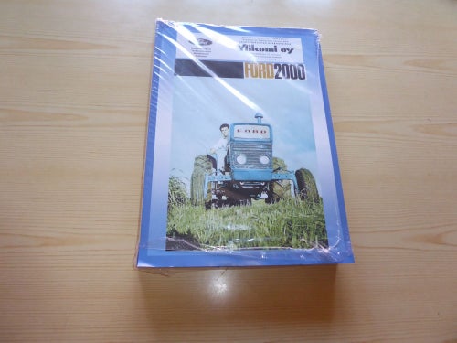 200 st. Ford 2000 traktor poster storlek A4