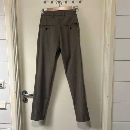 Jack & Jones grå byxor
