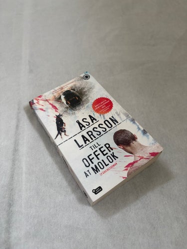 Åsa Larsson - Till offer åt Molok