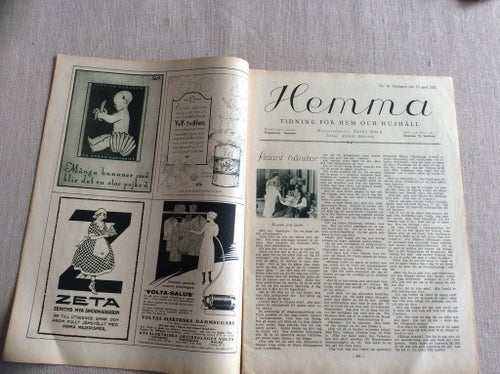 Hemma nr 16 1925 liten kronprins,barnvagn,besynnerliga Huvudbonader