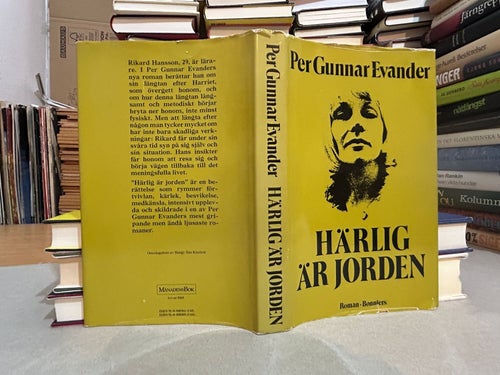 Härlig är jorden av Per Gunnar Evander. Bok. Very Fine plus
