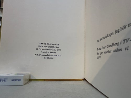 Härlig är jorden av Per Gunnar Evander. Bok. Very Fine plus