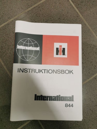 Instruktionsbok international IH 844