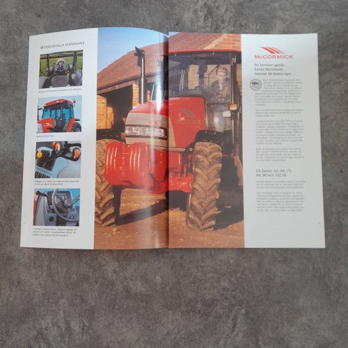 Broschyr McCormick Traktor CX 53-102 hk
