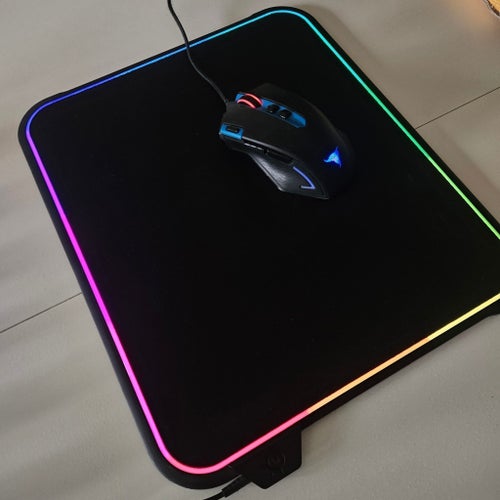 SteelSeries QcK Prism RGB Gaming Mousepad – MP-00001