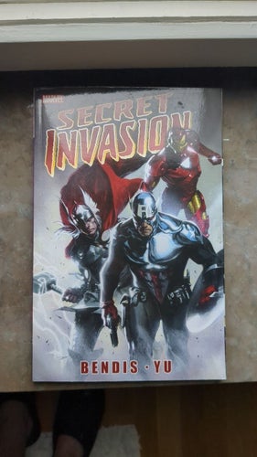 Secret Invasion av Bendis Yu