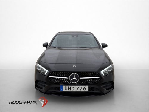 Mercedes-Benz A180 AMG Midline Kamera CarPlay Två-Brukare