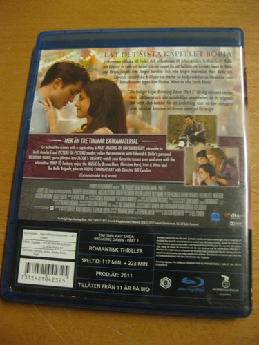 THE TWILIGHT SAGA : BREAKING DAWN PART 1 - BLU-RAY