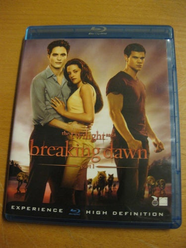 THE TWILIGHT SAGA : BREAKING DAWN PART 1 - BLU-RAY