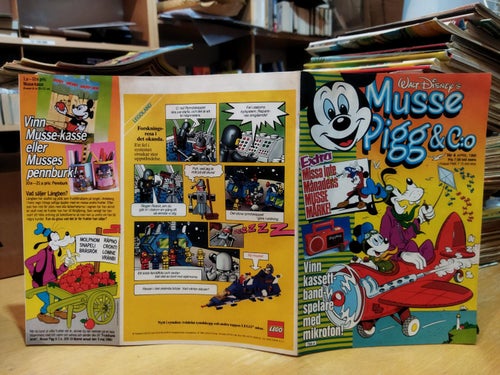 Walt Disneys Musse Pigg C:o 1986 n 4 + prenumerationskupong + Musse märke Very F