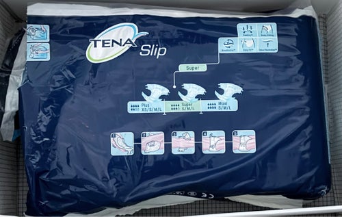 Äldre öppnad förpackning Tena inkontinensskydd Super Medium