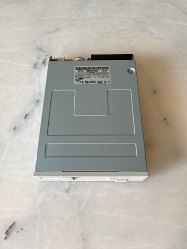 Samsung SFD-321B Vit Diskettstation/Floppy 1.44MB