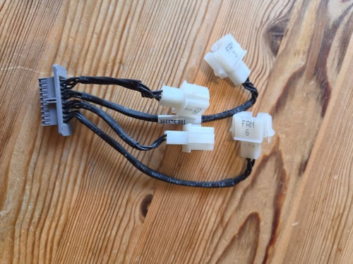 Kabel till serverfläkt