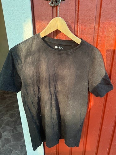 BASIC svart t-shirt, storlek S