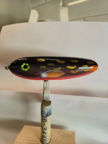 Handgjort träbete, HoffaJerk 15cm . färgen mörkGädda. 5/6st 2026