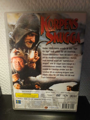 Korpens Skugga (Skugga Hrafnsins) DVD – Äventyr/Drama 1988 – Svensk text – Regio