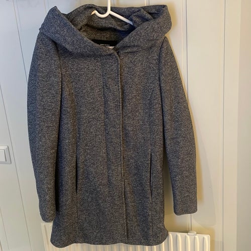 Vero Moda gråblå kappa S