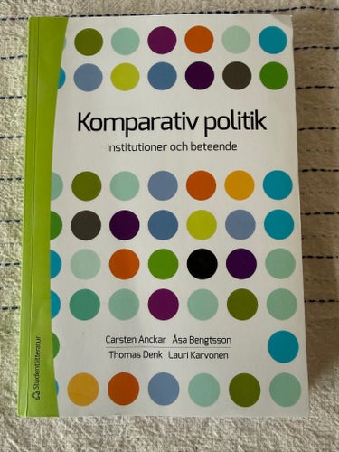Komparativ politik av Carsten Anckar, Åsa Bengtsson, Thomas Denk, Lauri Karvonen