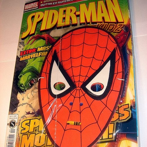 SPIDERMAN I ORIGINAL PLAST med leksak 2009 nr 9 MASK