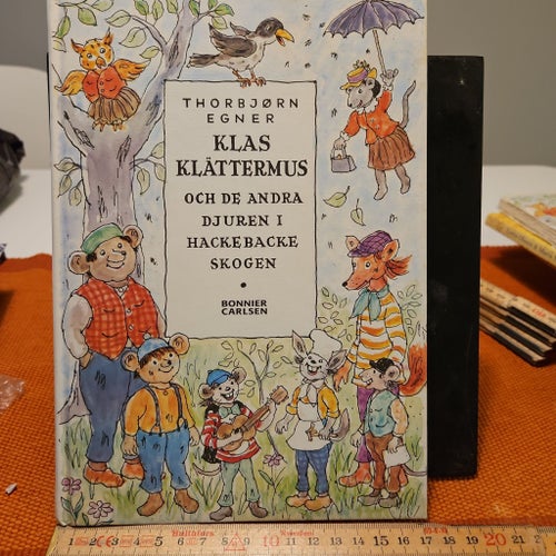 Klas Klättermus och de andra djuren i Hackebackeskogen av Thorbjörn Egner, 1997