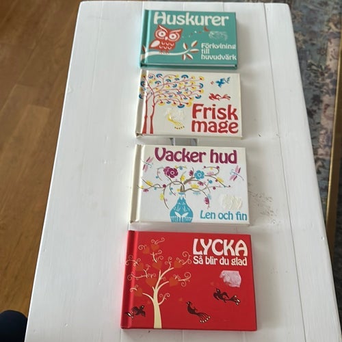 Bokpaket med 4 titlar: Huskurer, Frisk mage, Vacker hud, Lycka
