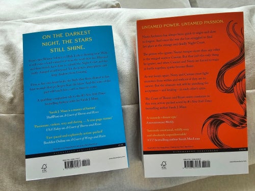 2 sist utkomna böckerna i A Court of Mist and Fury serien av Sarah J. Maas,