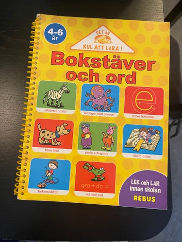 Bokstäver och ord av Sten Nilsson, Andy Cooke,ä