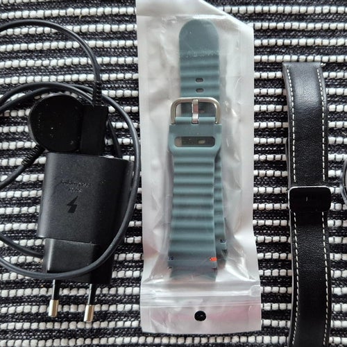 Samsung Galaxy Watch 6 LTE 43mm med tillbehör