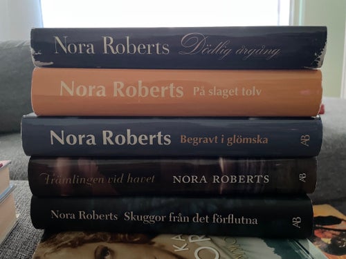 Nora Roberts - Paket med 5 böcker