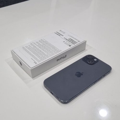 Iphone 15 svart