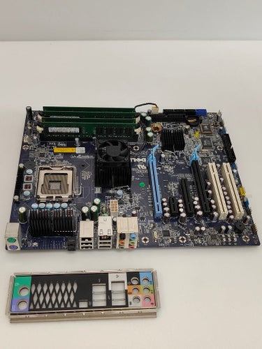 DELL XPS 630i Moderkort 411769600152 med 4GB DDR2