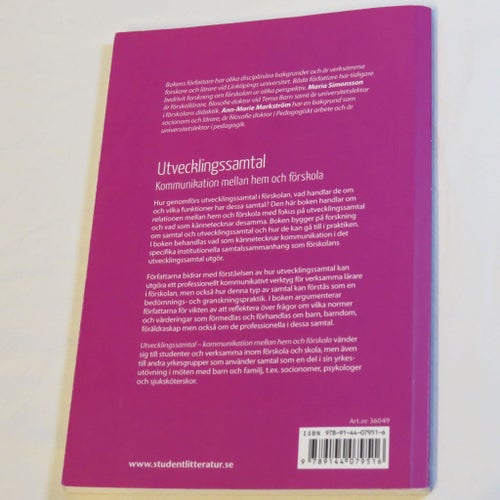 Utvecklingssamtal: Kommunikation mellan hem och förskola av Ann-Marie Markström