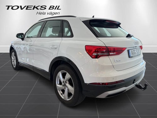 Audi Q3 35 TFSI PROLINE ADVANCED 150hk Keyless/drag/värmar