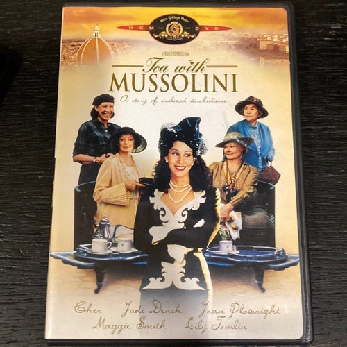 Tea with Mussolini (1999)