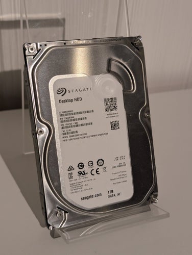 Seagate Desktop HDD 1TB SATA