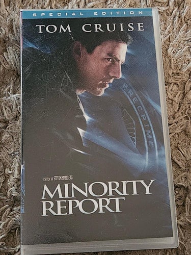 MINORITY REPORT - VHS. Svenskt Text .