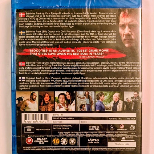 BLOOD TIES - Bluray INPLASTAD - billig frakt 12 kr !!!