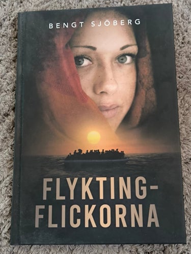 Flyktingflickorna av Bengt Sjöberg