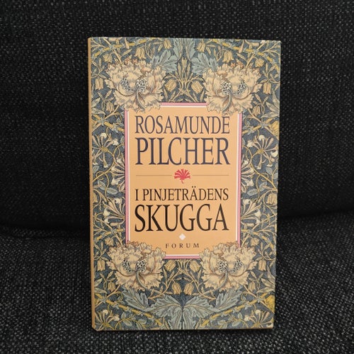 I Pinjeträdens Skugga - Rosamunde Pilcher - 1997