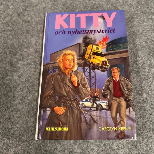 Carolyn Keene - Kitty och nyhetsmysteriet